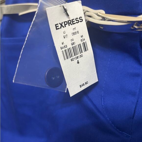 NWT Express Cobalt Blue Women's Shorts with Silver Belt Size 4 - Picture 4 of 7
